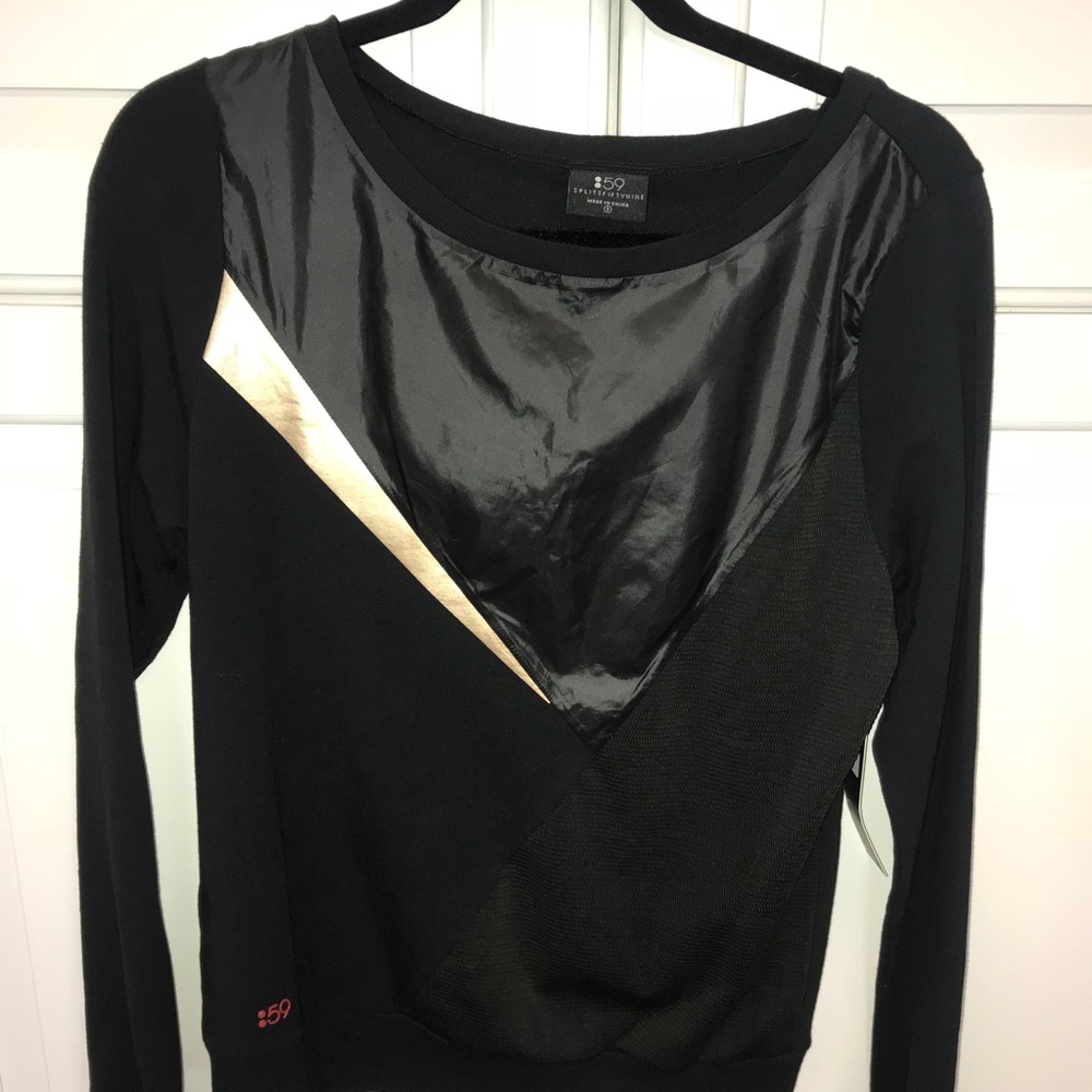 Parker Noir Scoopneck Pullover